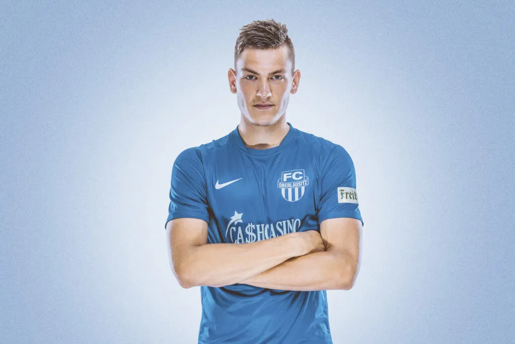 Autogrammkarten für die Regionalliga