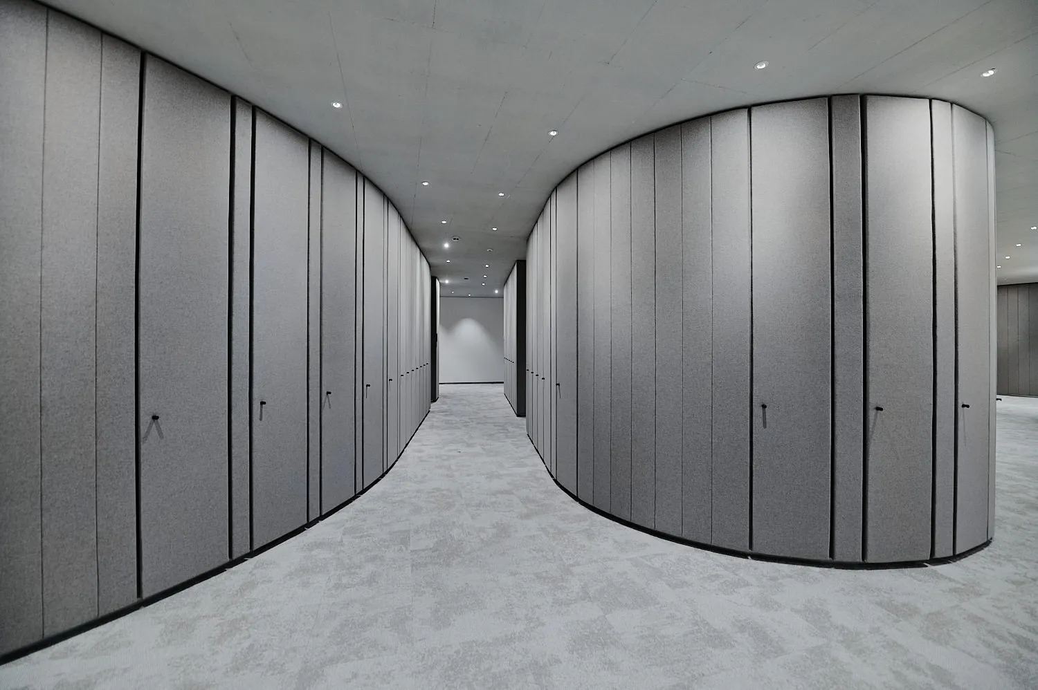 Innenarchitektur der neuen SAB-Zentrale in Leipzig