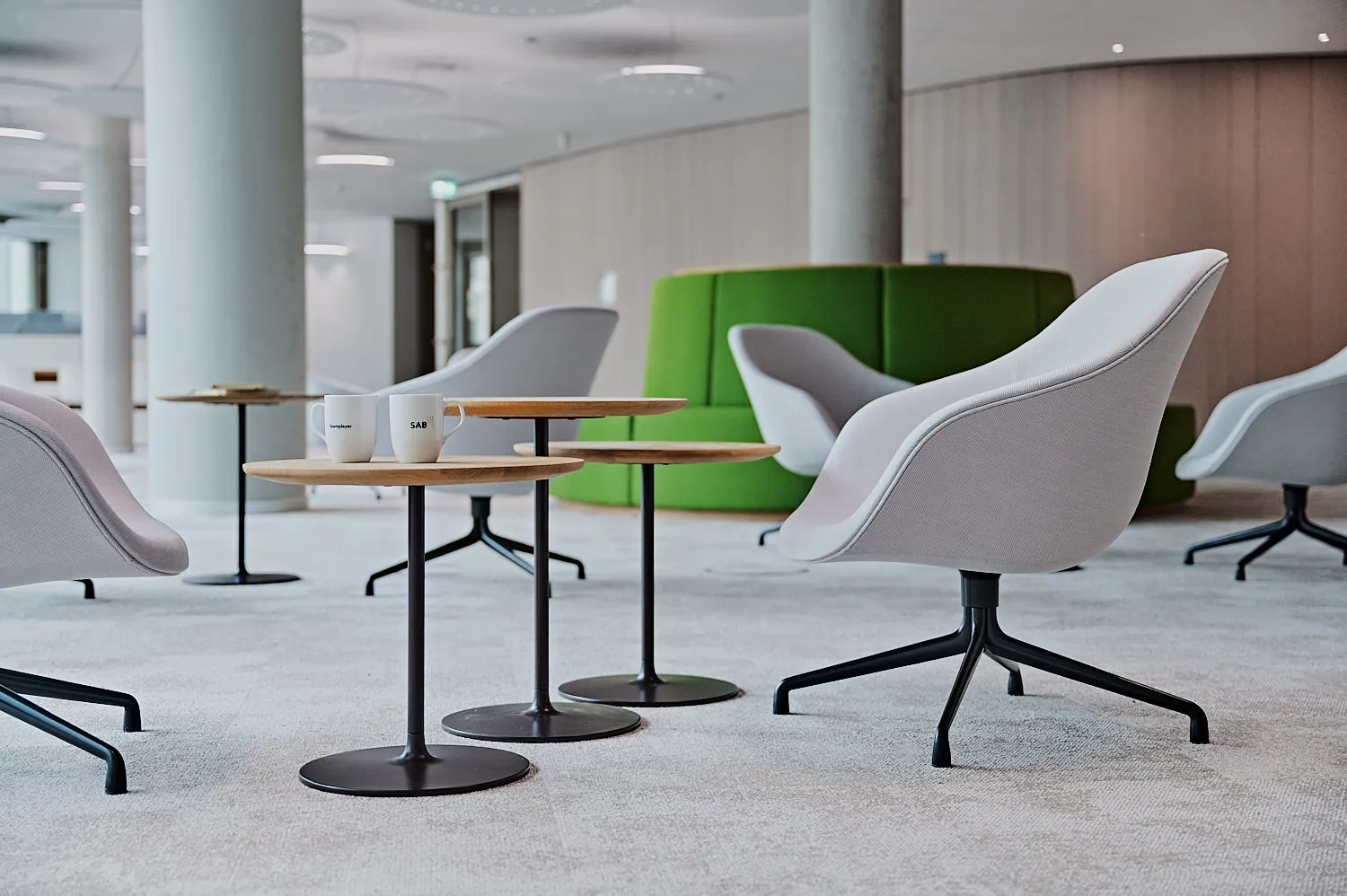 Innenarchitektur der neuen SAB-Zentrale in Leipzig