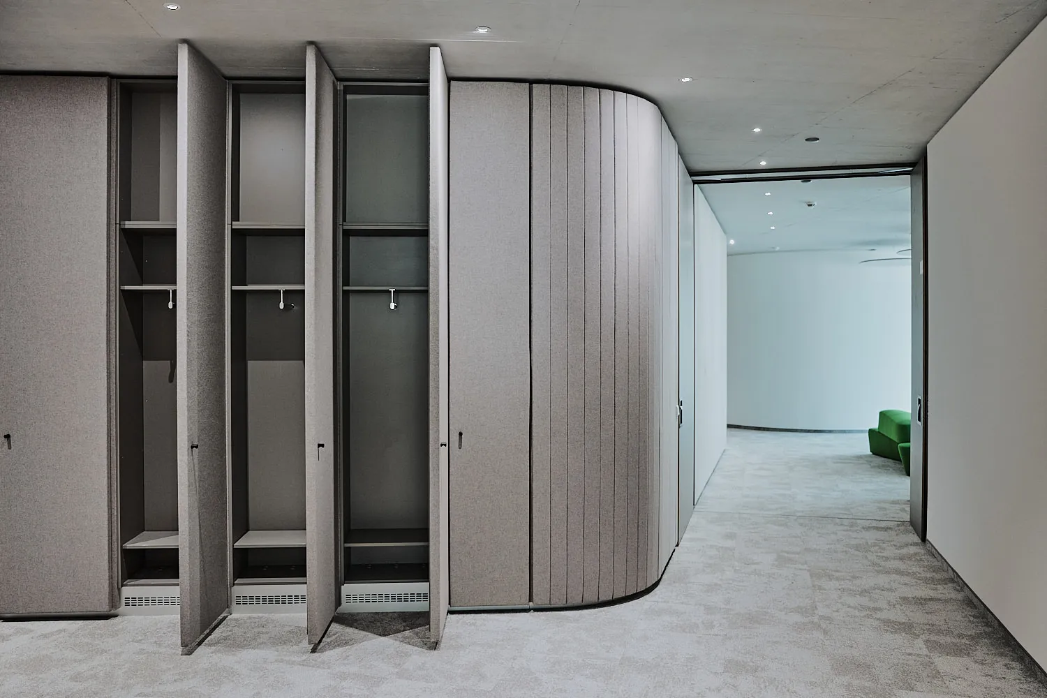 Innenarchitektur der neuen SAB-Zentrale in Leipzig