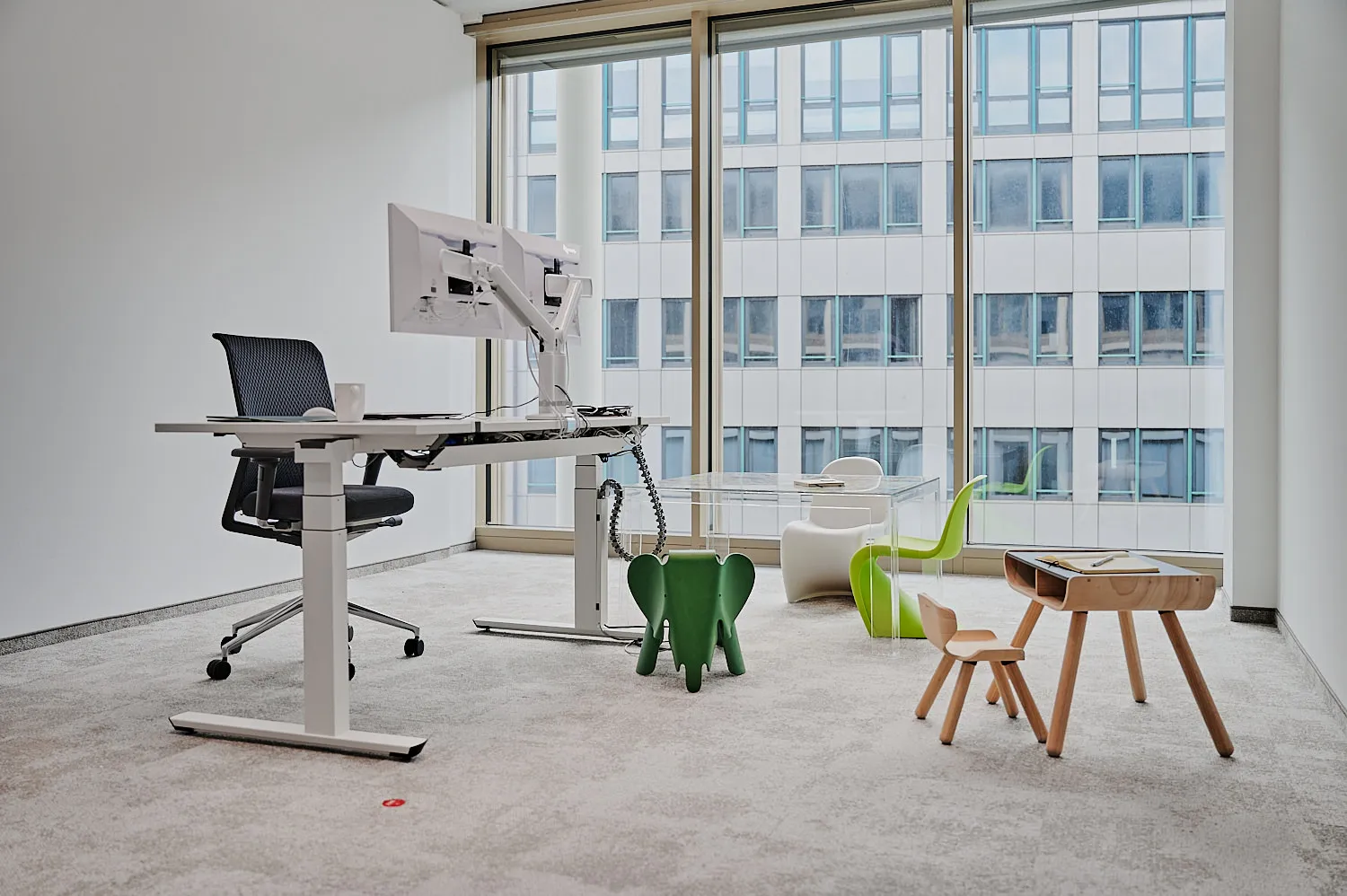 Innenarchitektur der neuen SAB-Zentrale in Leipzig