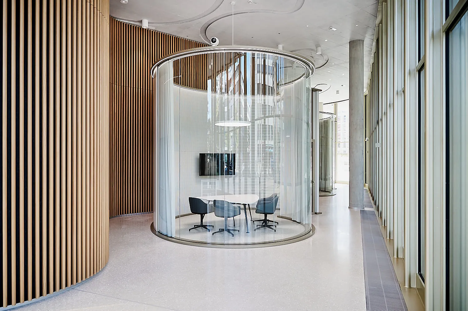 Innenarchitektur der neuen SAB-Zentrale in Leipzig
