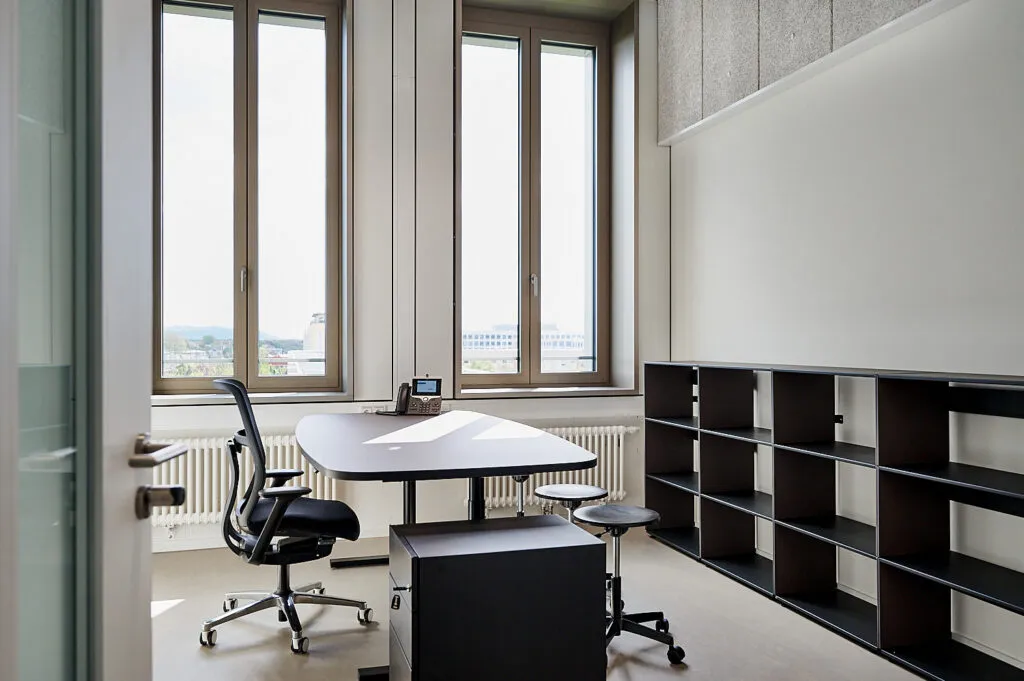 Architekturfotografie des neuen Lehr- und Laborgebäudes der HTW Dresden