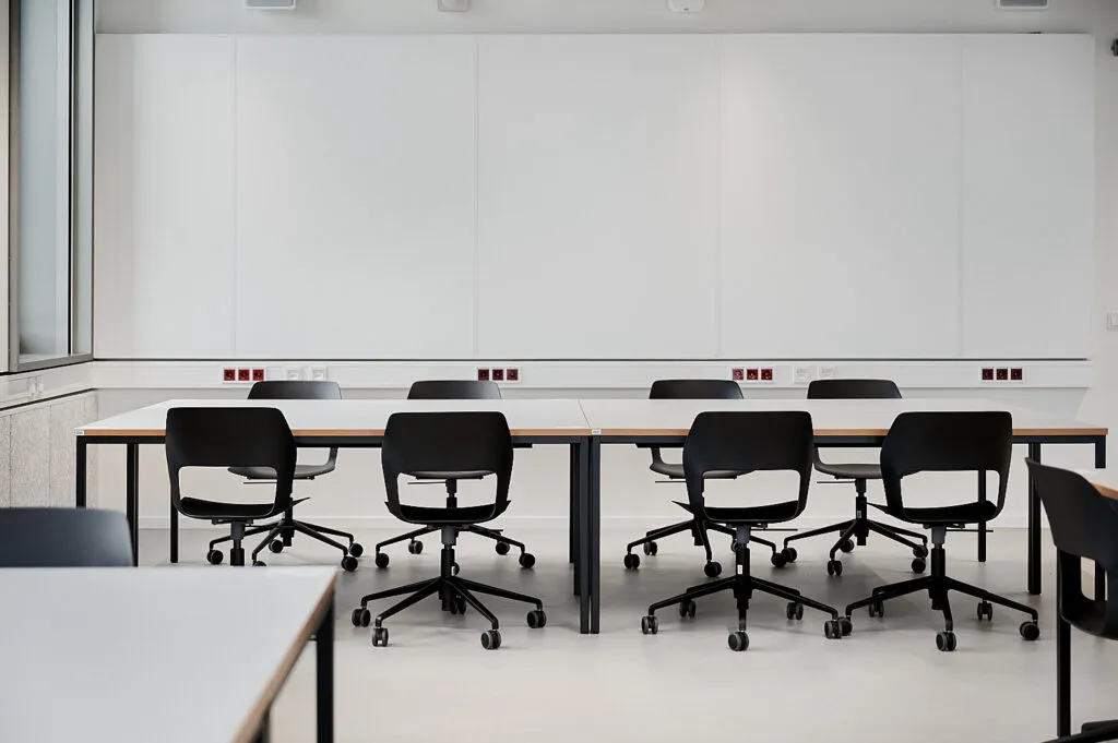 Architekturfotografie des neuen Lehr- und Laborgebäudes der HTW Dresden